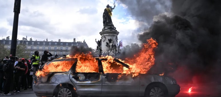 Chiko Show - Wahid | Situation actuelle sur Paris Chiko Show - Wahid | Situation actuelle sur Paris