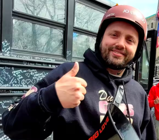 Politiguy Correct - 20250305 - Jo l'indigo
